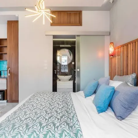 Ksquared, Nilie Hospitality Mgmt * 塞萨洛尼基