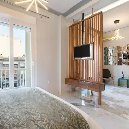 Ksquared, Nilie Hospitality Mgmt 塞萨洛尼基