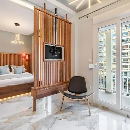 Ksquared, Nilie Hospitality Mgmt 公寓